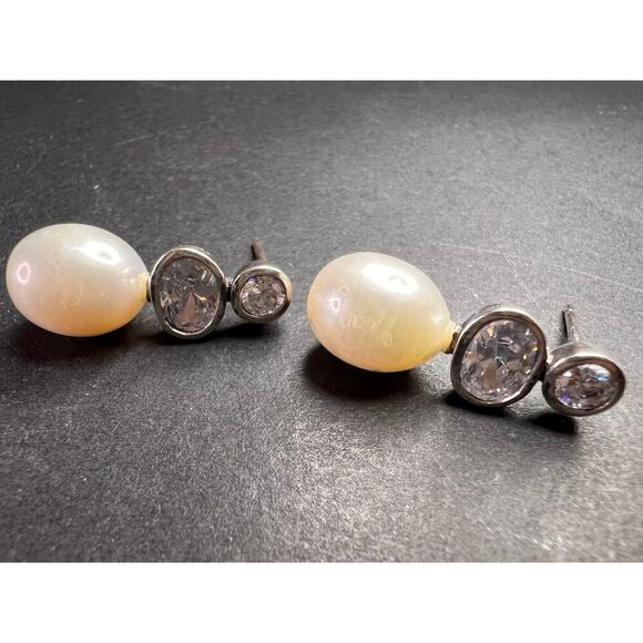 Cultured pearl and CZ sterling silver drop earrings - Picture 4 of 14